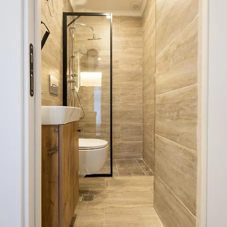 Fraba Ostello *